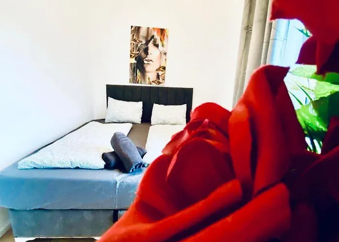 Private In Comfortable 4-bedroom