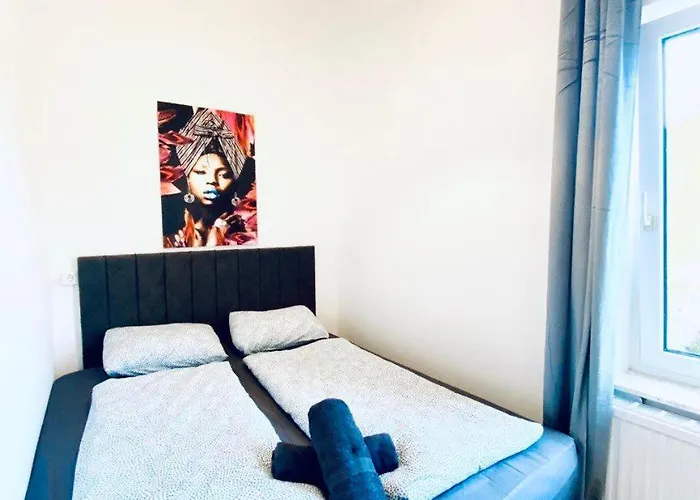Private In Comfortable 4-bedroom